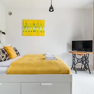 rent-like-home-apartament-wilcza.warsawhotelspoland.com/